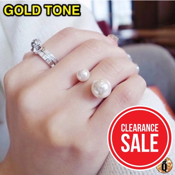 Jewelry - 🔴5/$15🔴CLEARANCE Two Pearl Gold Simple Ring NEW